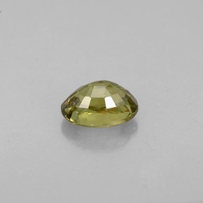 Granate demantoide verde natural de 0,71 ct, corte óvalo, VS
