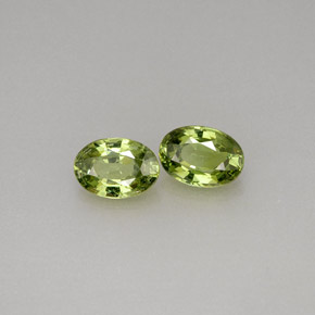 Gemas de granate demantoide verde natural de  ct, corte óvalo, VVS-VS