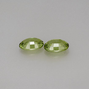 Gemas de granate demantoide verde natural de  ct, corte óvalo, VVS-VS