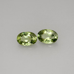 Gemas de granate demantoide verde natural de  ct, corte óvalo, VVS-VS