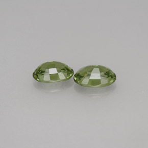Gemas de granate demantoide verde natural de  ct, corte óvalo, VVS-VS