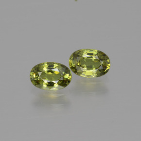 Gemas de granate demantoide verde natural de  ct, corte óvalo, VVS-VS