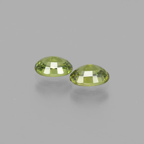 Gemas de Granate demantoide Verde amarillento natural de 1.28 ct, Ovalada, VVS-VS