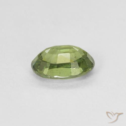 Granate demantoide Verde amarillento natural de 0.61 ct, Ovalada, VS