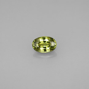 Granate demantoide verde natural de 0,65 ct, corte óvalo, VS