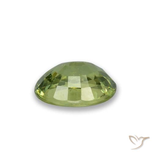Granate demantoide verde natural de 0,65 ct, corte óvalo, VS
