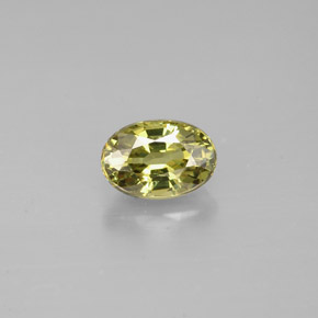 Granate demantoide verde natural de 0,71 ct, corte óvalo, VS