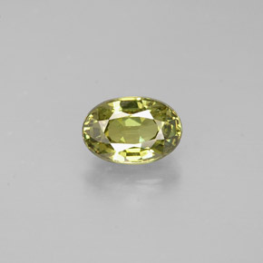 Granate demantoide Amarillo medio natural de 0.67 ct, Corte Óvalo, VS
