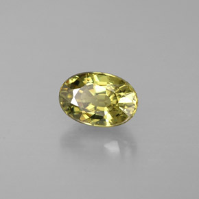 Granate demantoide verde natural de 0,68 ct, corte óvalo, VS
