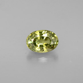 Granate demantoide verde natural de 0,66 ct, corte óvalo, VS