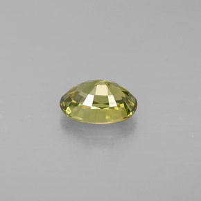 Granate demantoide verde natural de 0,66 ct, corte óvalo, VS