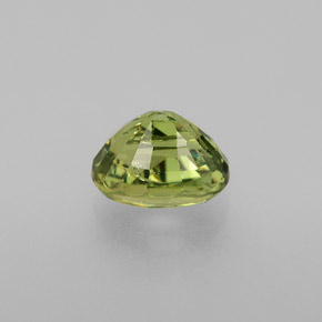 Granate demantoide verde natural de 0,80 ct, corte óvalo, VS-SI