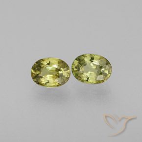 Gemas de Granate demantoide Amarillo verdoso natural de 0.65 ct, Ovalada, VVS-VS