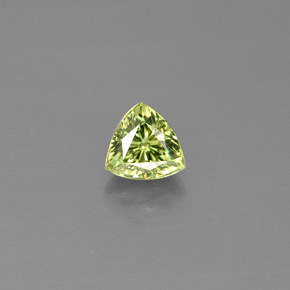 Granate demantoide verde natural de 0,55 ct, trillón, VS