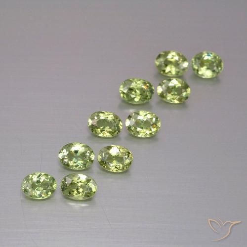 1.92ctw Natural Verde Oliva Granate demantoide, Ovalada, VS