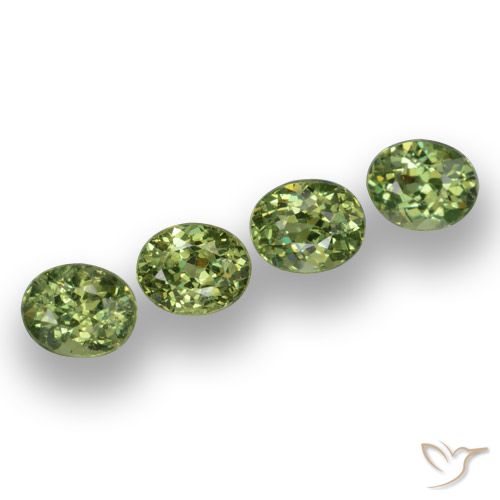 1.65ctw Natural Verde cálido Granate demantoide, Ovalada, VS