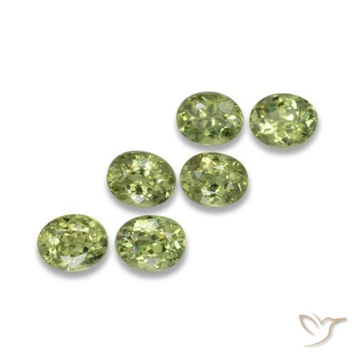 2.06ctw Natural Verde Oliva Granate demantoide, Ovalada, VS