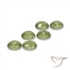 Gemas de Granate demantoide Verde amarillento natural de 1.98 ct, Ovalada, VS