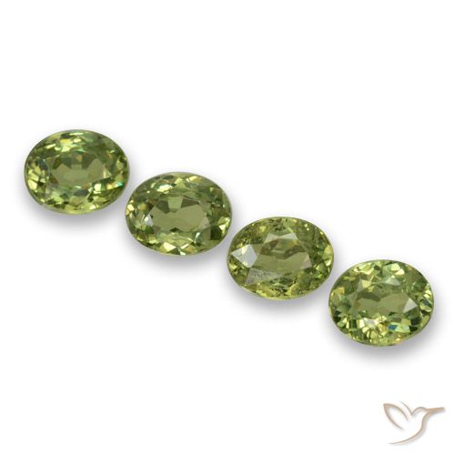 1.25ctw Natural Verde claro Granate demantoide, Ovalada, VS