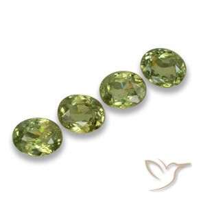 Gemas de Granate demantoide Verde amarillento natural de 1.14 ct, Ovalada, VS