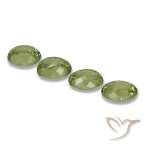 Gemas de Granate demantoide Verde amarillento natural de 1.14 ct, Ovalada, VS