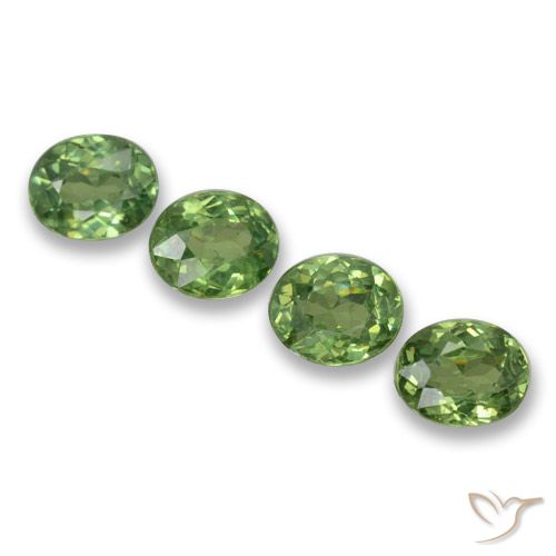 1.66ctw Natural Verde cálido Granate demantoide, Ovalada, VS