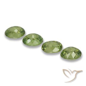 Gemas de Granate demantoide Verde claro natural de 1.60 ct, Ovalada, VS