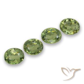 Gemas de Granate demantoide Verde cálido natural de 1.49 ct, Ovalada, VS