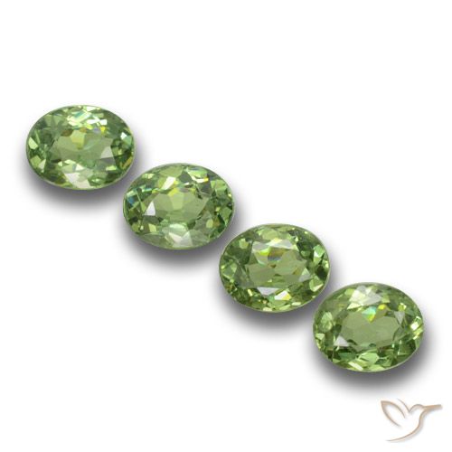 1.24ctw Natural Verde medio Granate demantoide, Ovalada, VVS-VS