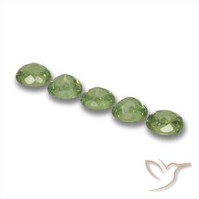 Gemas de Granate demantoide Verde cálido natural de 1.77 ct, Ovalada, VS
