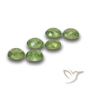 Gemas de Granate demantoide Verde cálido natural de 1.79 ct, Ovalada, VS