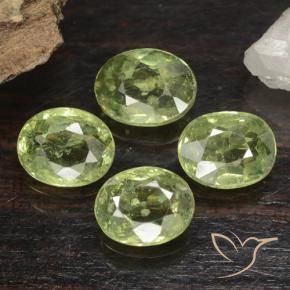 Gemas de Granate demantoide Verde pera natural de 1.48 ct, Ovalada, VS