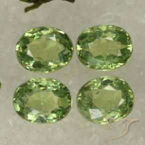 Gemas de Granate demantoide Verde amarillo natural de 1.68 ct, Ovalada, VS