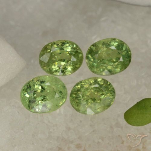 1.84ctw Natural Verde pera Granate demantoide, Ovalada, VS
