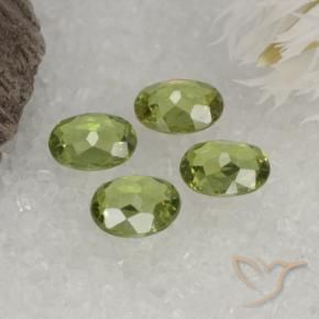 Gemas de Granate demantoide Verde amarillo natural de 1.44 ct, Ovalada, VS