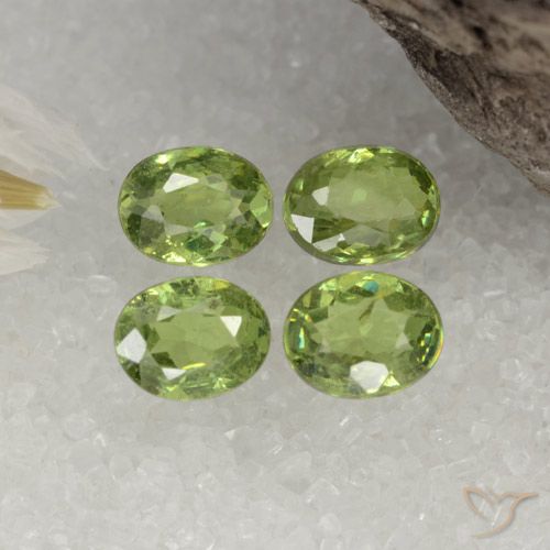 Gemas de granate demantoide verde natural de 1,59 ct, corte óvalo, VS