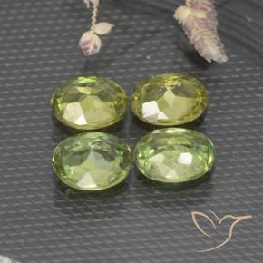 Gemas de Granate demantoide Verde cálido natural de 1.43 ct, Ovalada, VS