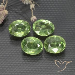 Gemas de Granate demantoide Verde cálido natural de 1.50 ct, Ovalada, VS