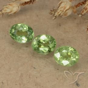 Gemas de Granate demantoide Verde amarillo natural de 0.86 ct, Ovalada, VS-SI