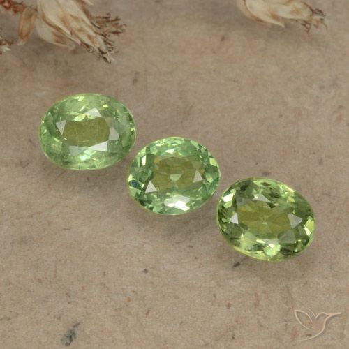 0.82ctw Natural Verde lima Granate demantoide, Ovalada, VS-SI