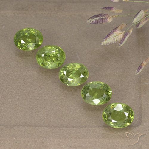 2.66ctw Natural Verde amarillo Granate demantoide, Ovalada, VS-SI