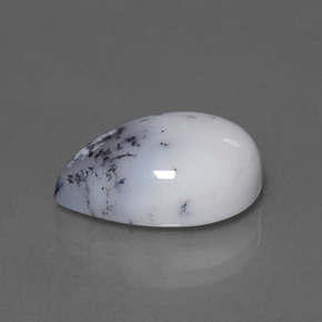 Calcedonia dendrítica Blanco oscuro natural de 8.14 ct, En forma de pera, Opaco