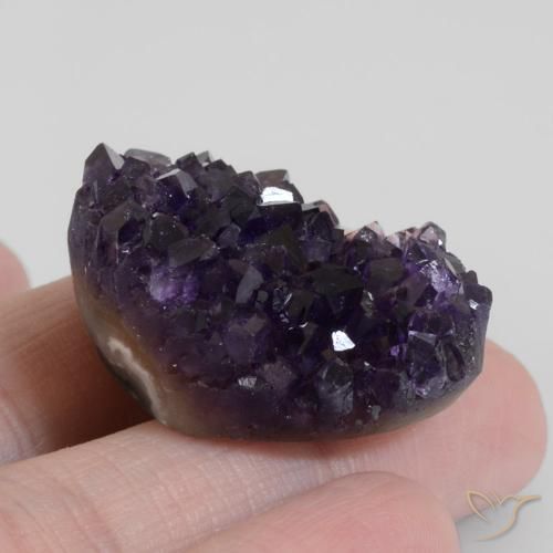 Drusa de amatista violeta natural de 73,57 ct, forma elegante, opaco