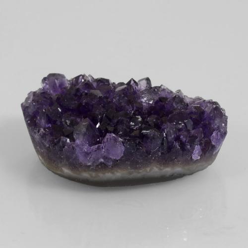 Drusa de amatista violeta natural de 79,16 ct, forma elegante, opaco