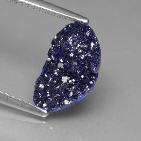 Drusa de azurita azul natural de 1,97 ct, forma elegante, opaco