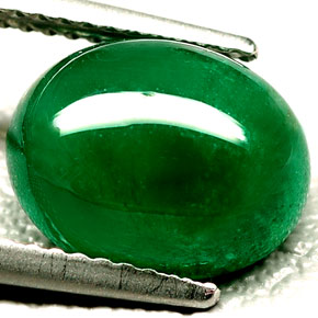 Esmeralda Verde natural de 4.30 ct, Transparente, Transparente / Translúcido