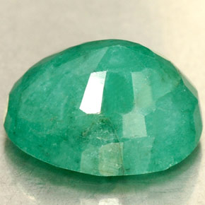 Esmeralda verde natural de 2,35 ct, corte óvalo, SI-I1
