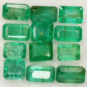 Gemas de esmeralda verde natural de  ct, corte esmeralda, SI