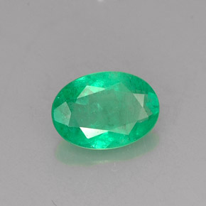 Esmeralda verde natural de 0,53 ct, corte óvalo, SI-I1