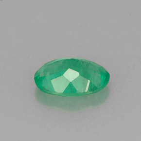 Esmeralda verde natural de 0,53 ct, corte óvalo, SI-I1